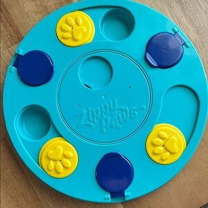 ZippyPaws Interactive Dog Puzzle Feeder - Blue and Yellow